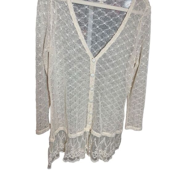 Krazy Kat Ivory Cream Open Knit Long Sleeve Button Front Lace hem Top - Picture 4 of 9